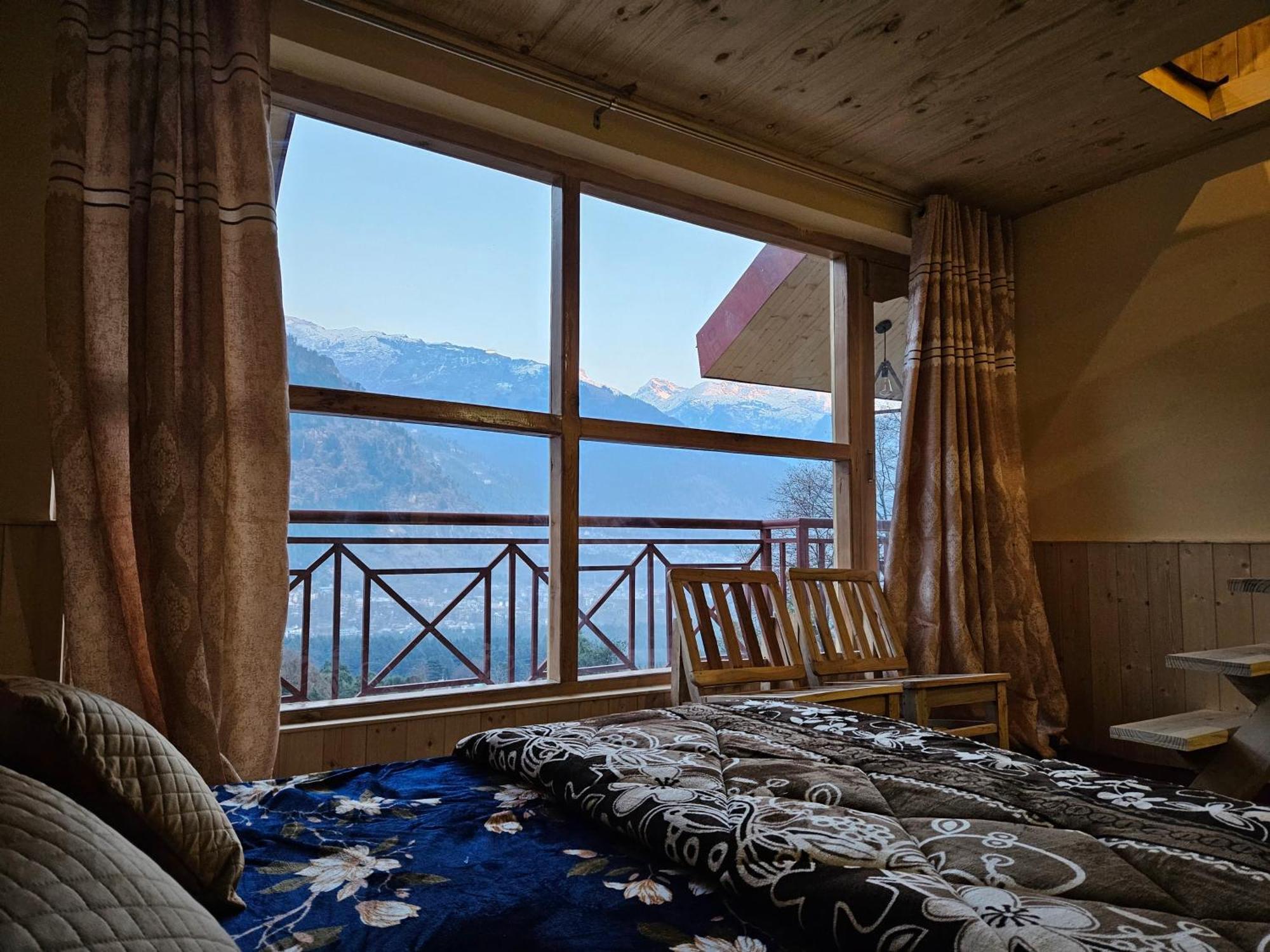 The Pineapple Home Manali  Exterior photo