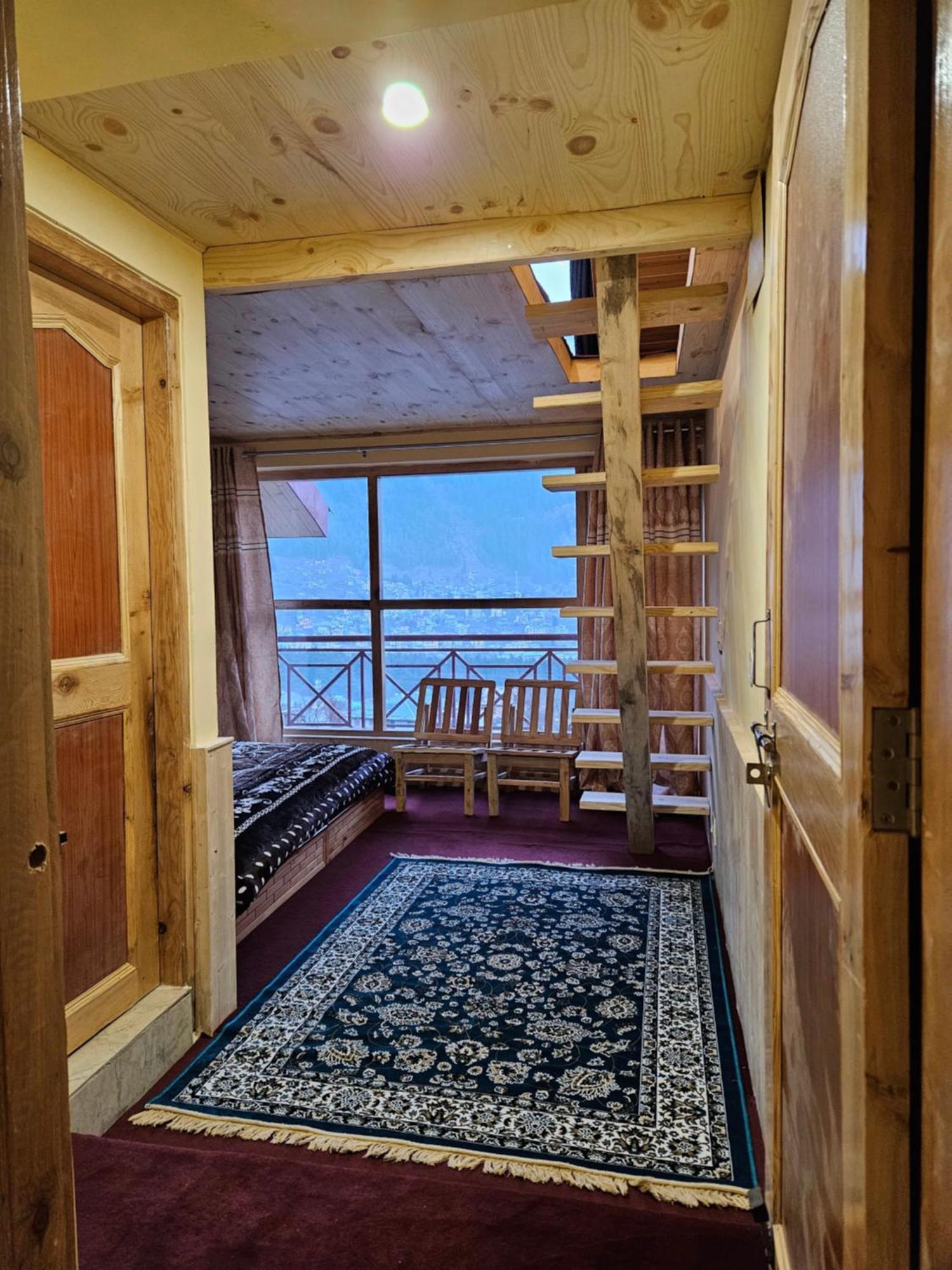 The Pineapple Home Manali  Exterior photo